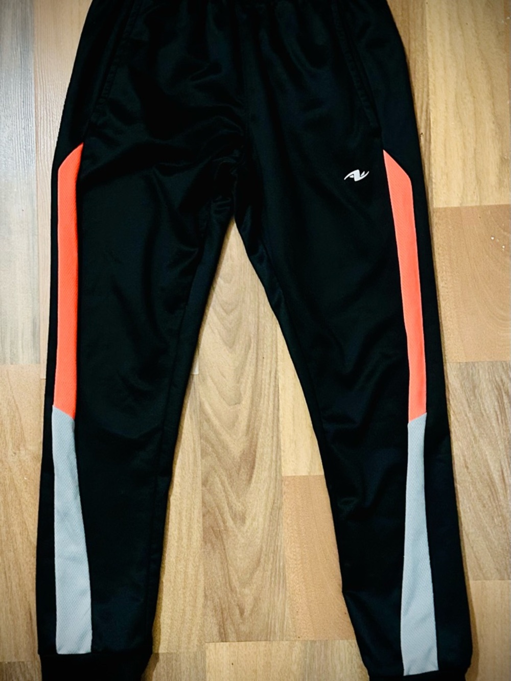 Athletic Works Black Logo Tag Active Top